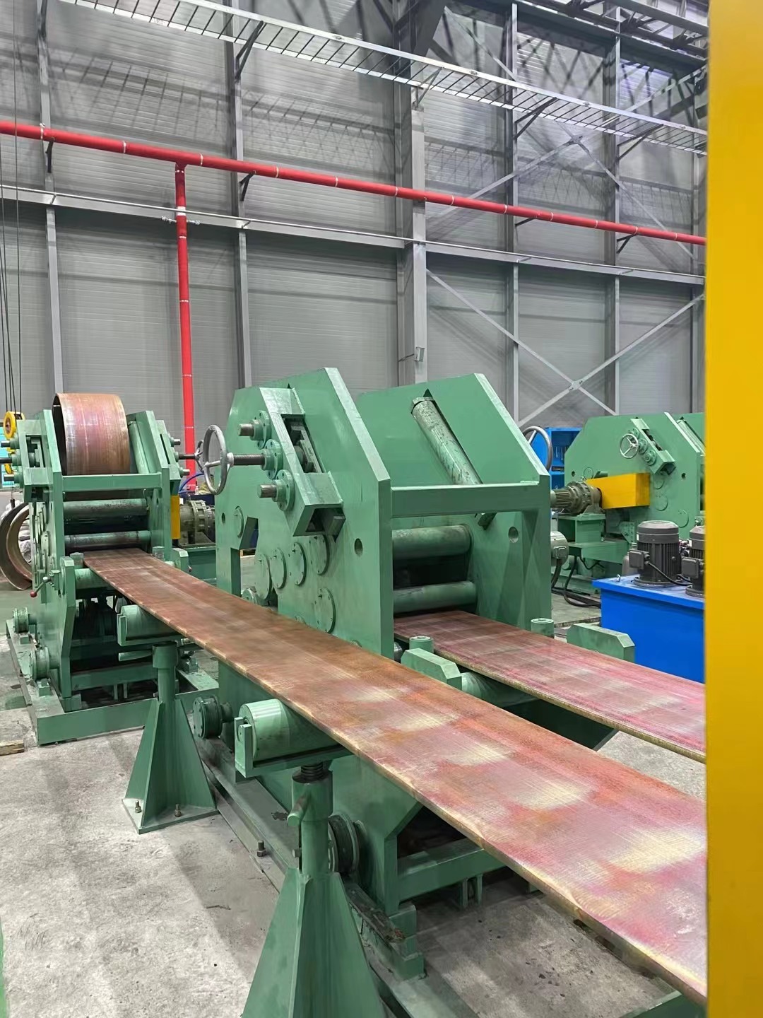 Horizontal continuous casting machine for red copper strip